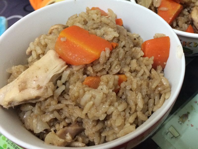 黑啤酒雞肉飯