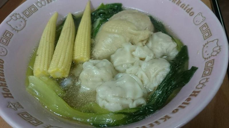 砂鍋雲吞雞