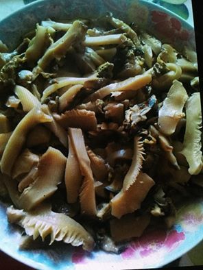 蠔豉花菇煲