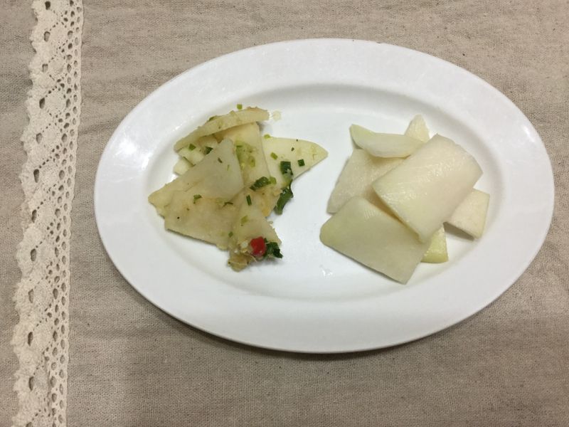涼拌双味(糖醋v.s.蒜辣)大頭菜