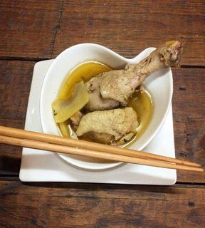 百里香麻油雞湯
