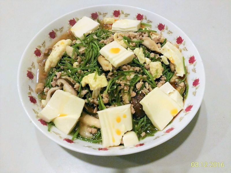 蛋豆腐燴水蓮