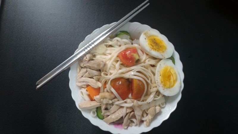 開胃蔬菜涼麵
