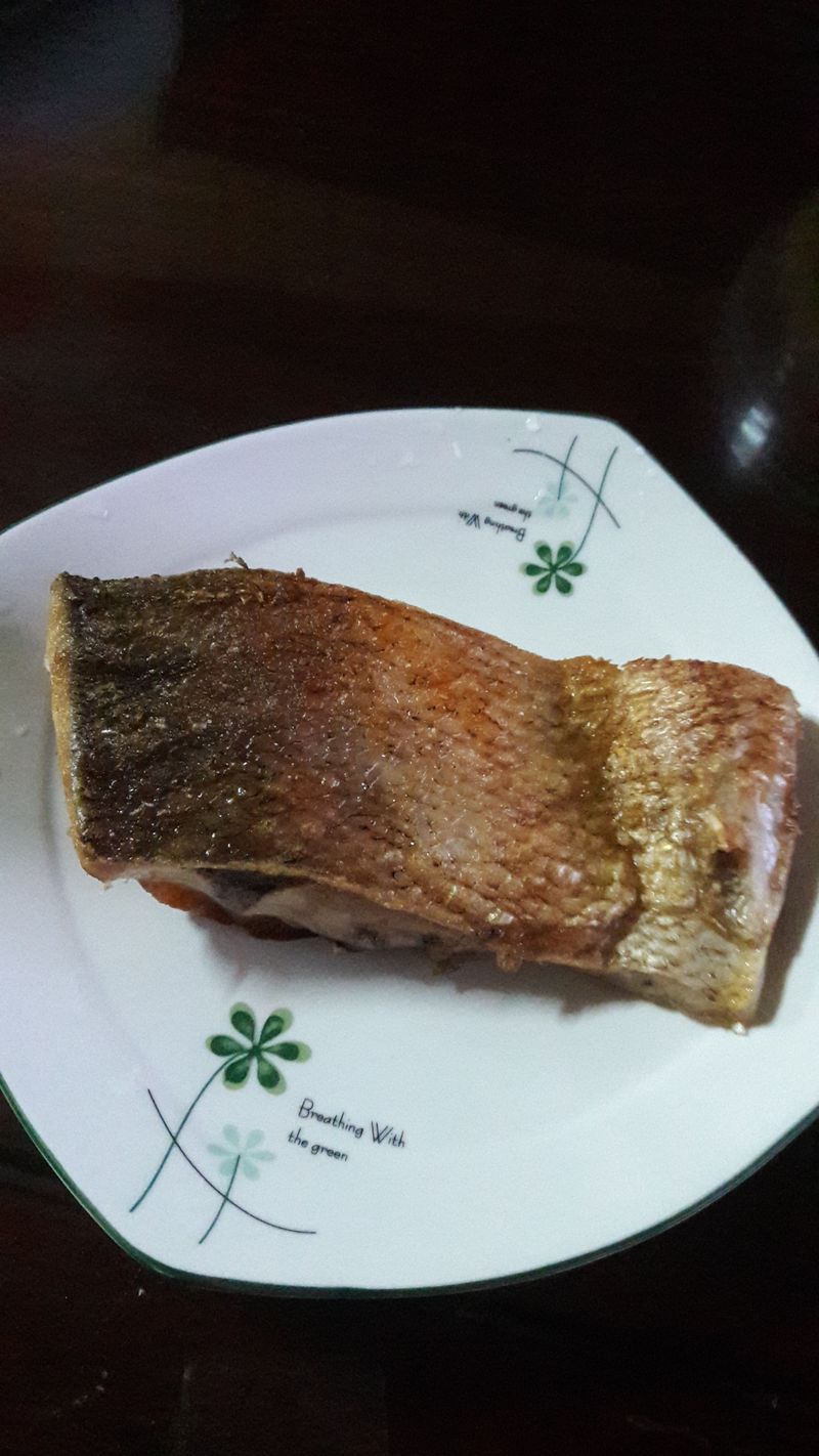 煎魚不破皮