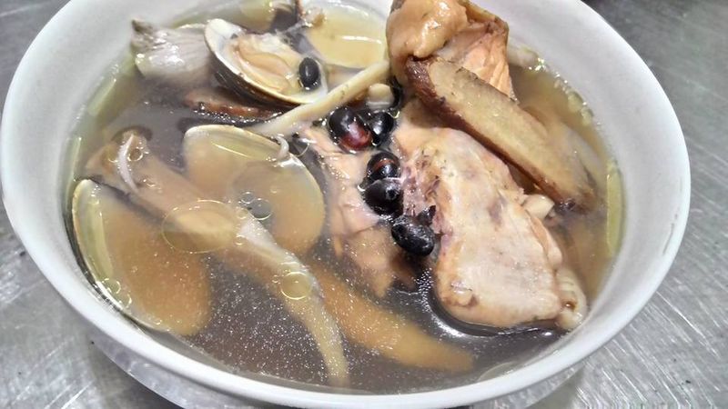 牛蒡雞湯