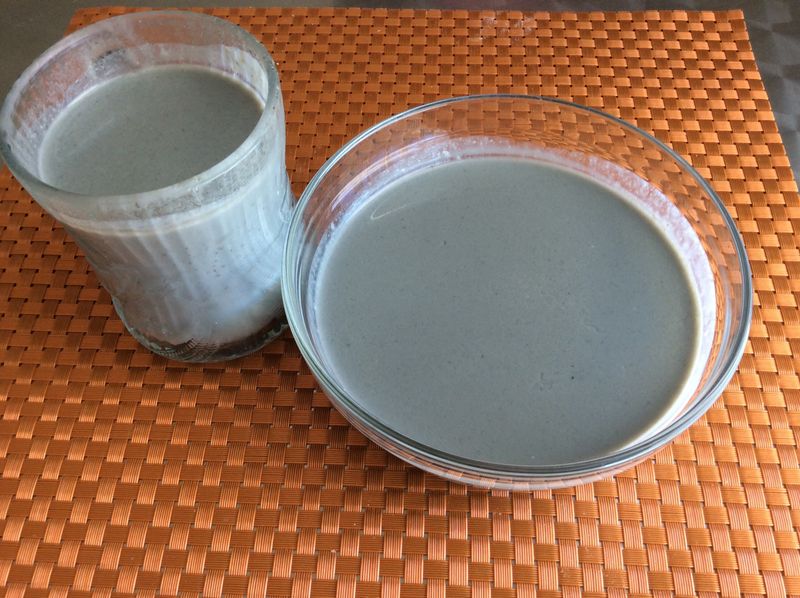 高鈣黑芝麻豆漿