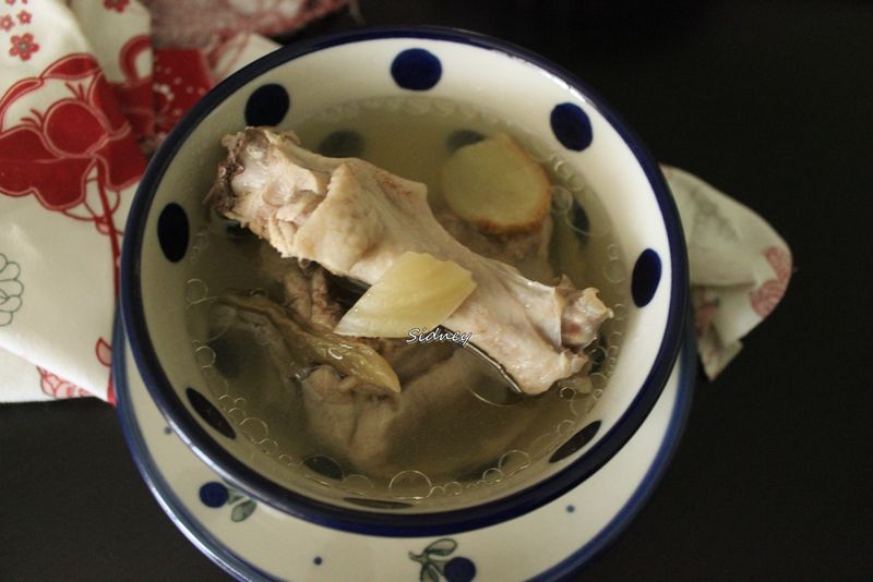 酸菜鴨肉湯