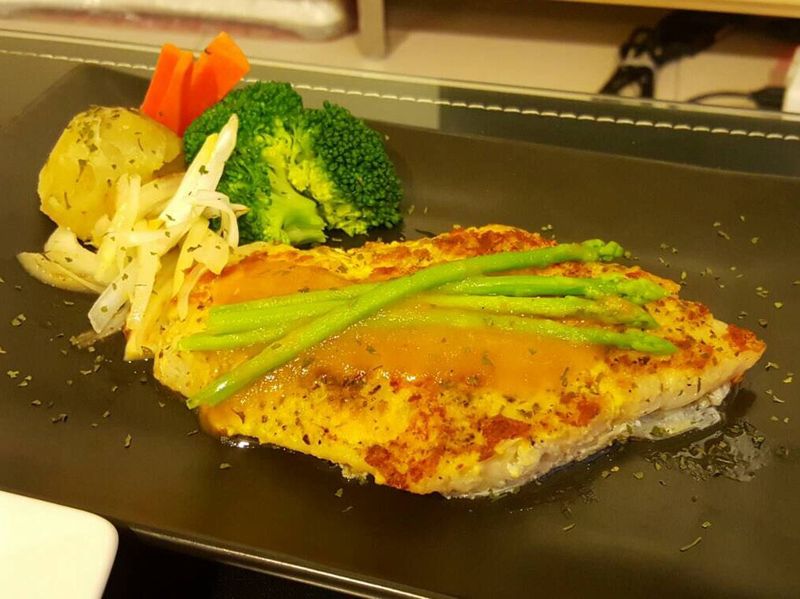 香煎桔醬鰈魚