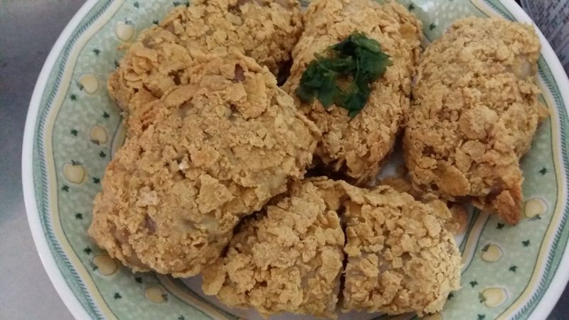 脆皮肉捲[雀巢玉米脆片]