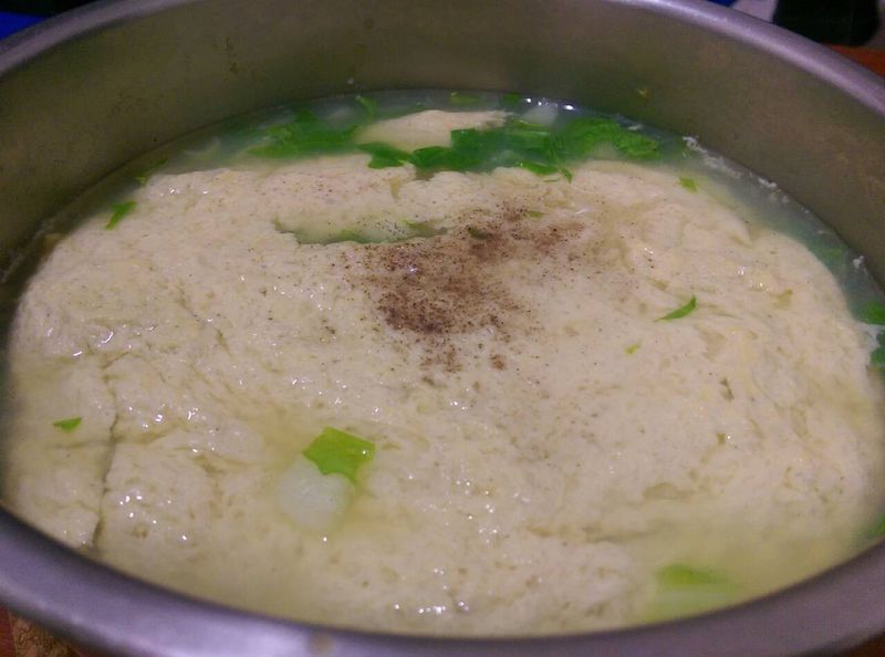 雞蛋白菜湯
