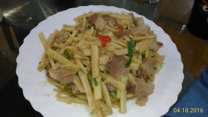 味噌桂竹筍炒五花肉片