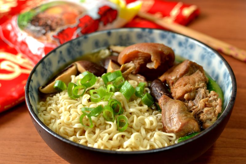 記憶中的香菇紅燒豬肉麵【記憶中的味味麵】