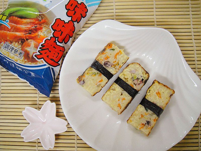海鮮麵烘蛋{記憶中的味味麵}