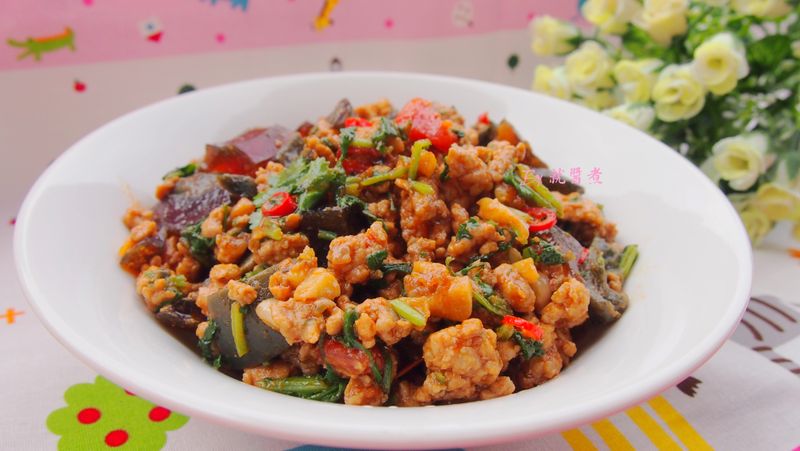香根皮蛋炒肉末【CLASSICO義麵醬】