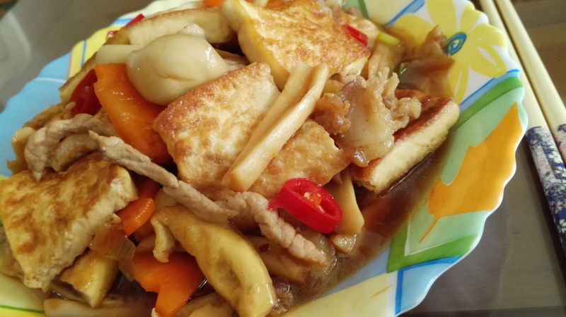 紅燒豆腐炒精靈菇