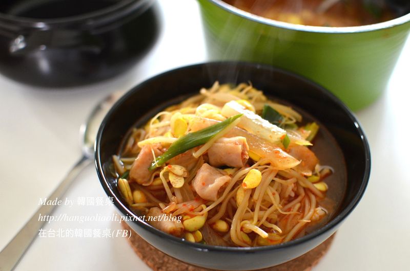 超簡單泡菜黃豆芽湯飯