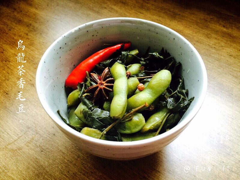 烏龍茶香毛豆