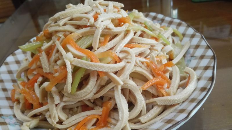涼拌干絲