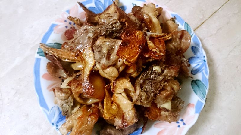 苦茶油煸雞肉