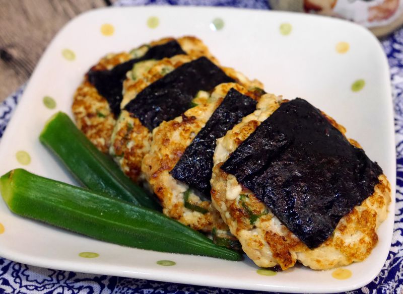 鹽麴秋葵雞腿豆腐排