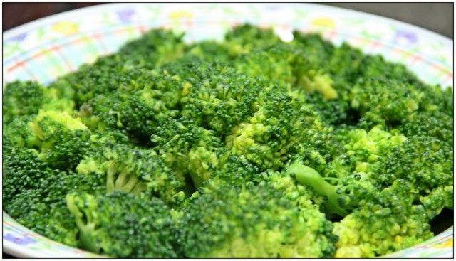便當菜：白灼青花菜