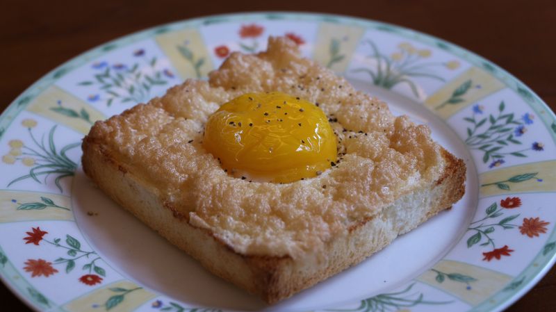 酥皮吐司黃金蛋