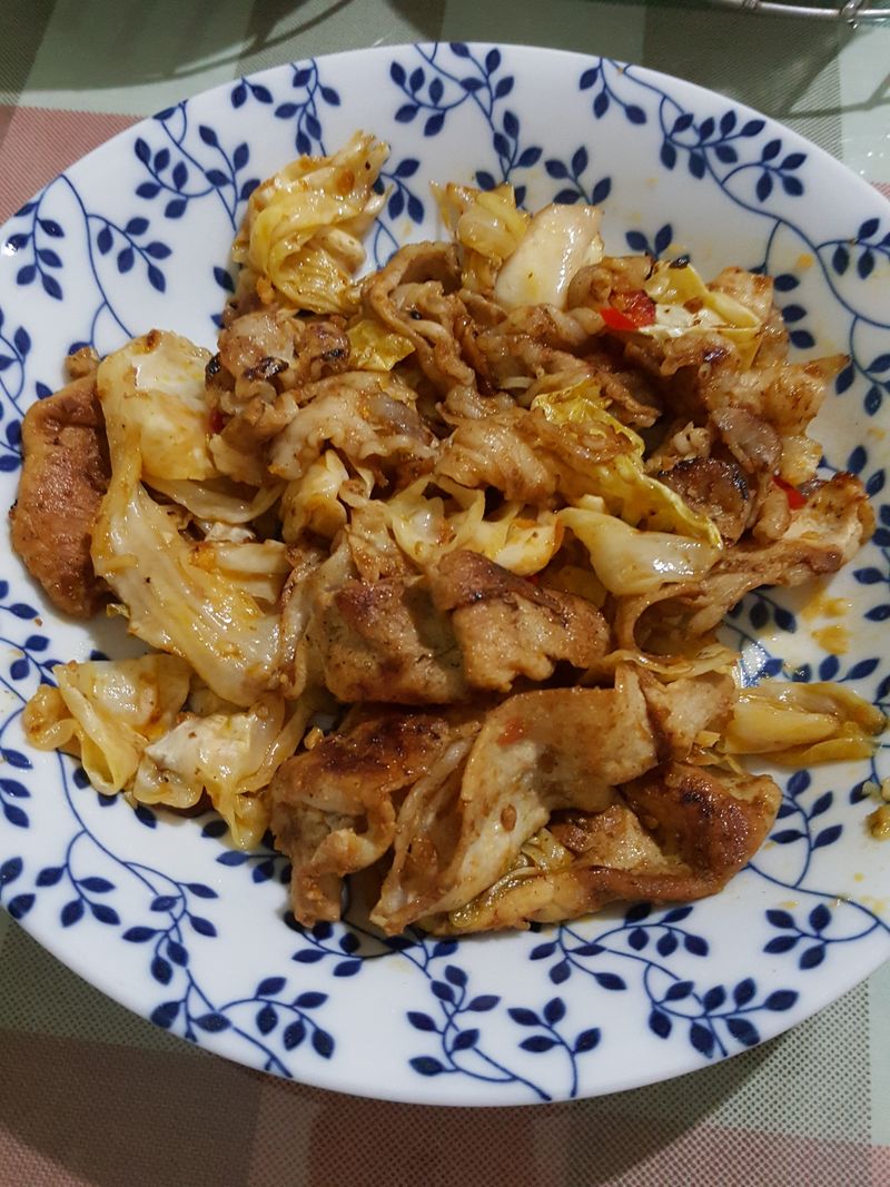 黃金泡菜豬