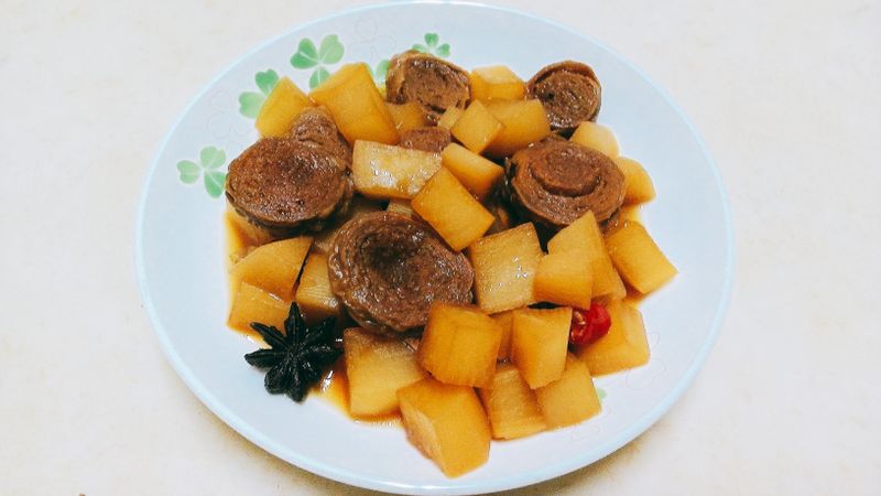 開胃菜~蘿蔔滷豆輪