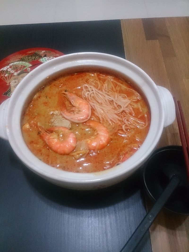 鮮蝦豬肉叻沙米線