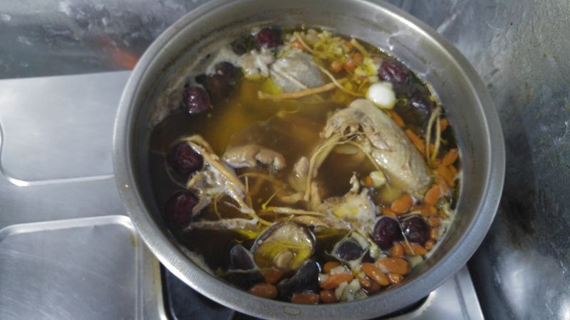 燒酒雞湯