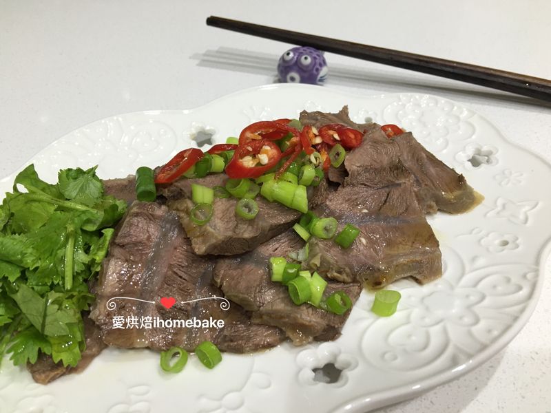 滷牛腱