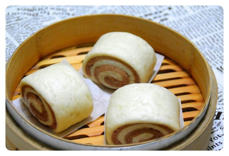 鮮奶雙色饅頭