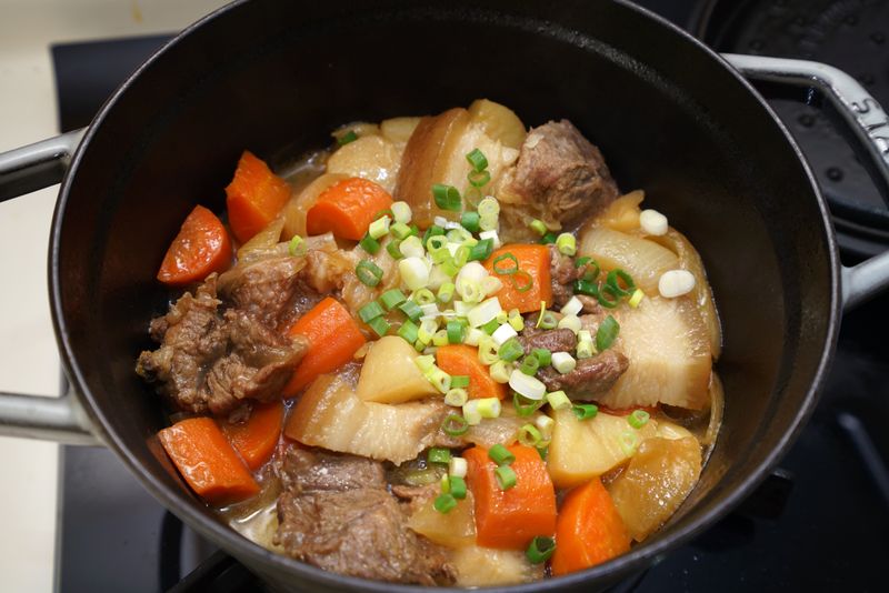 馬鈴薯燉肉。簡易版