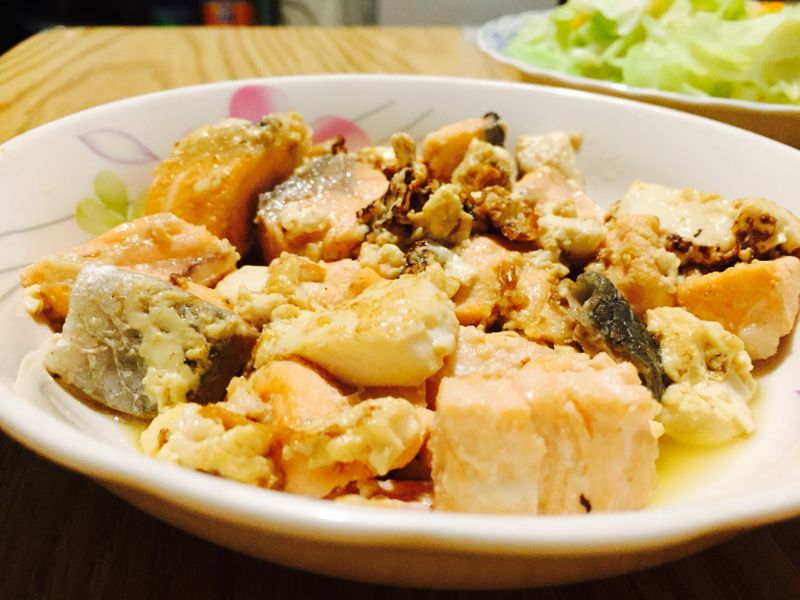 鮭魚燒豆腐