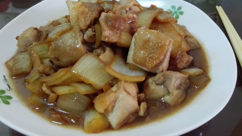 醬燒洋蔥雞腿