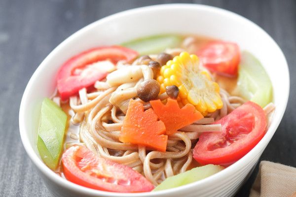 咖哩蔬食全麥麵