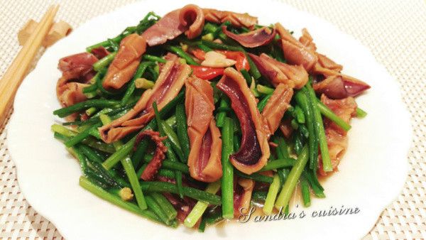 韭菜花炒鮮魷
