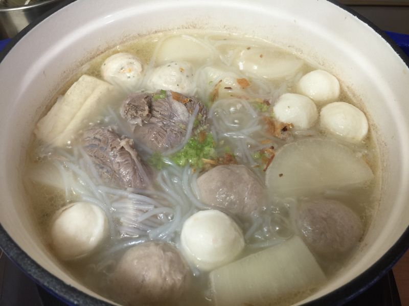 傳統米粉湯(超簡易一鍋煮)
