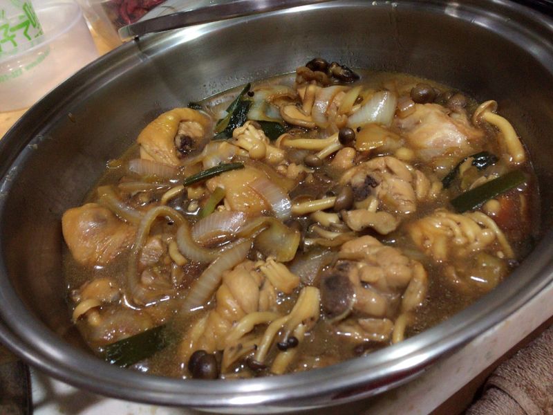 百菇壽喜雞(腿)肉鍋