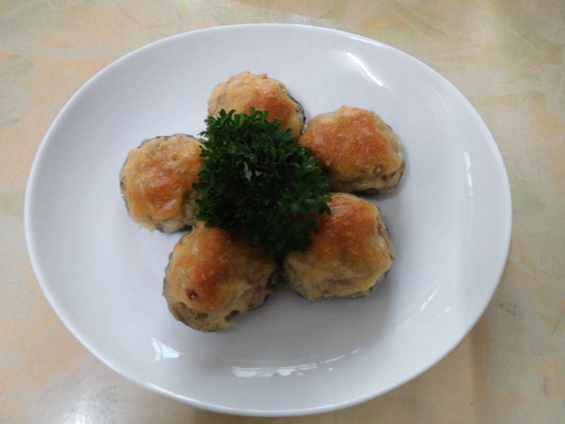 鮪魚菇盒