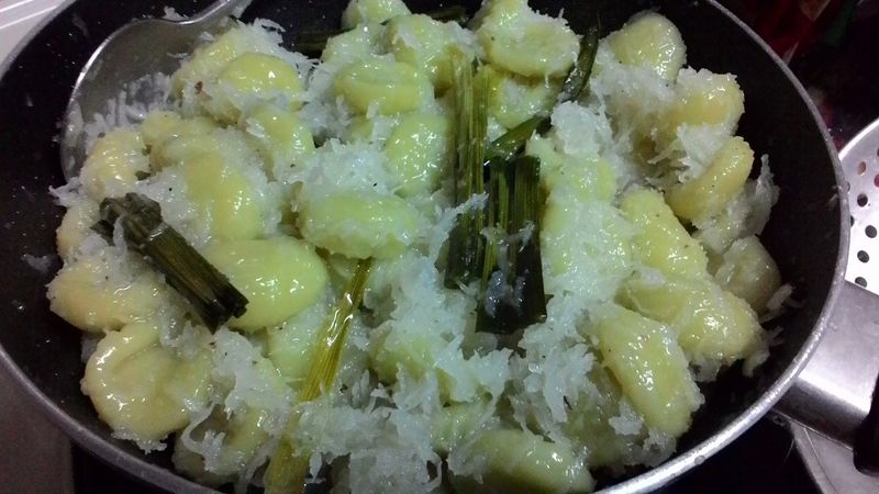 公主沐浴 Puteri Mandi