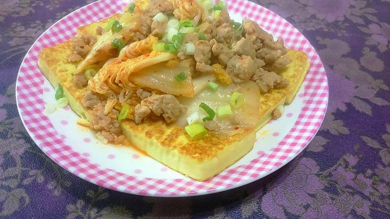 韓式泡菜豬佐黃金豆腐