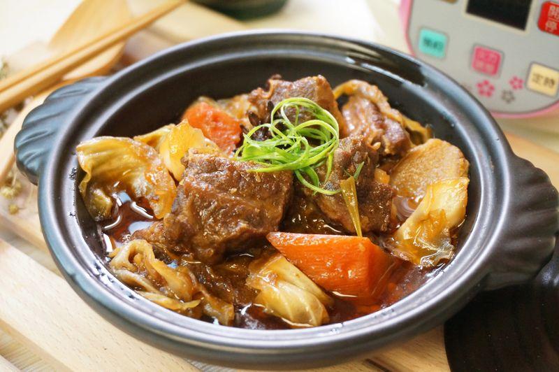 沙茶牛肉煲