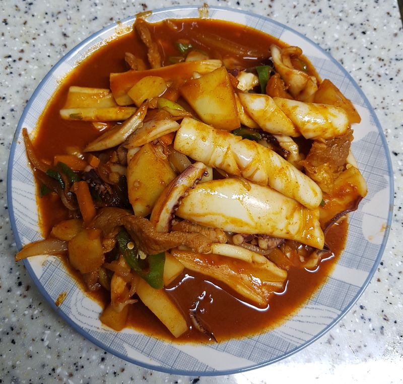 (韓式)豬肉炒魷魚 오삼불고기