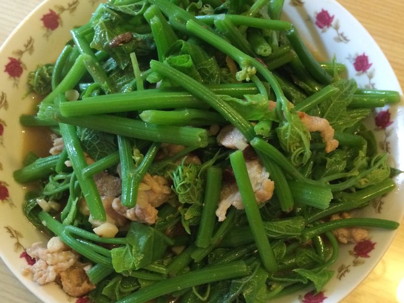 ♡肉絲炒龍鬚菜♡