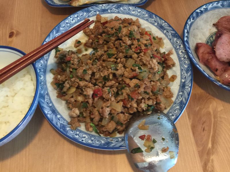 泰式打拋豬