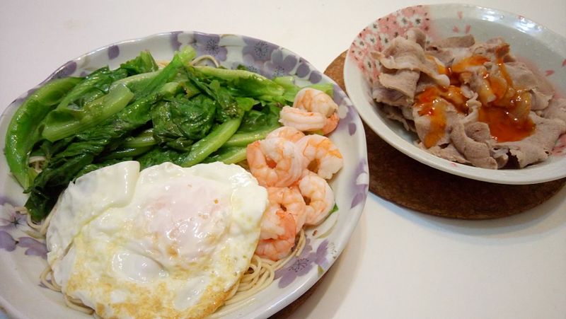 統一肉燥乾拌麵+泰式豬肉片