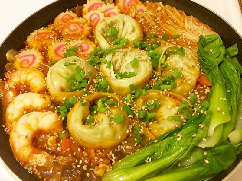 韓式海鮮餃子鍋 만두전골