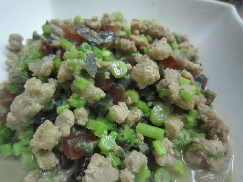 肉末皮蛋