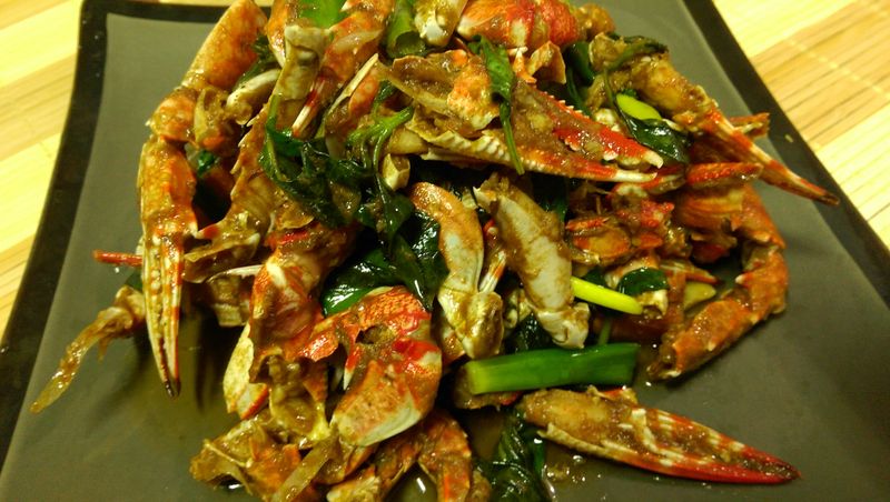 かにの沙茶蟹腳